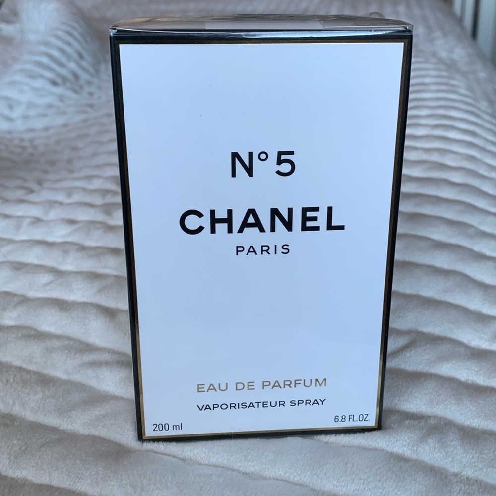 Women’s eau de perfume Chanel No. 5 - 6.8 Oz no low offers until after Dec 1st